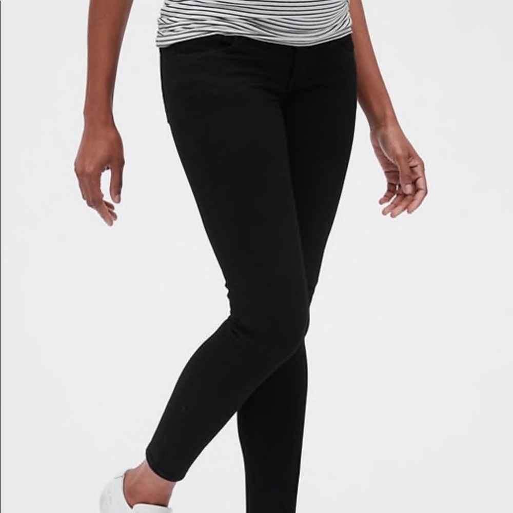 Gap Maternity Full Panel Favorite Jegging NWT